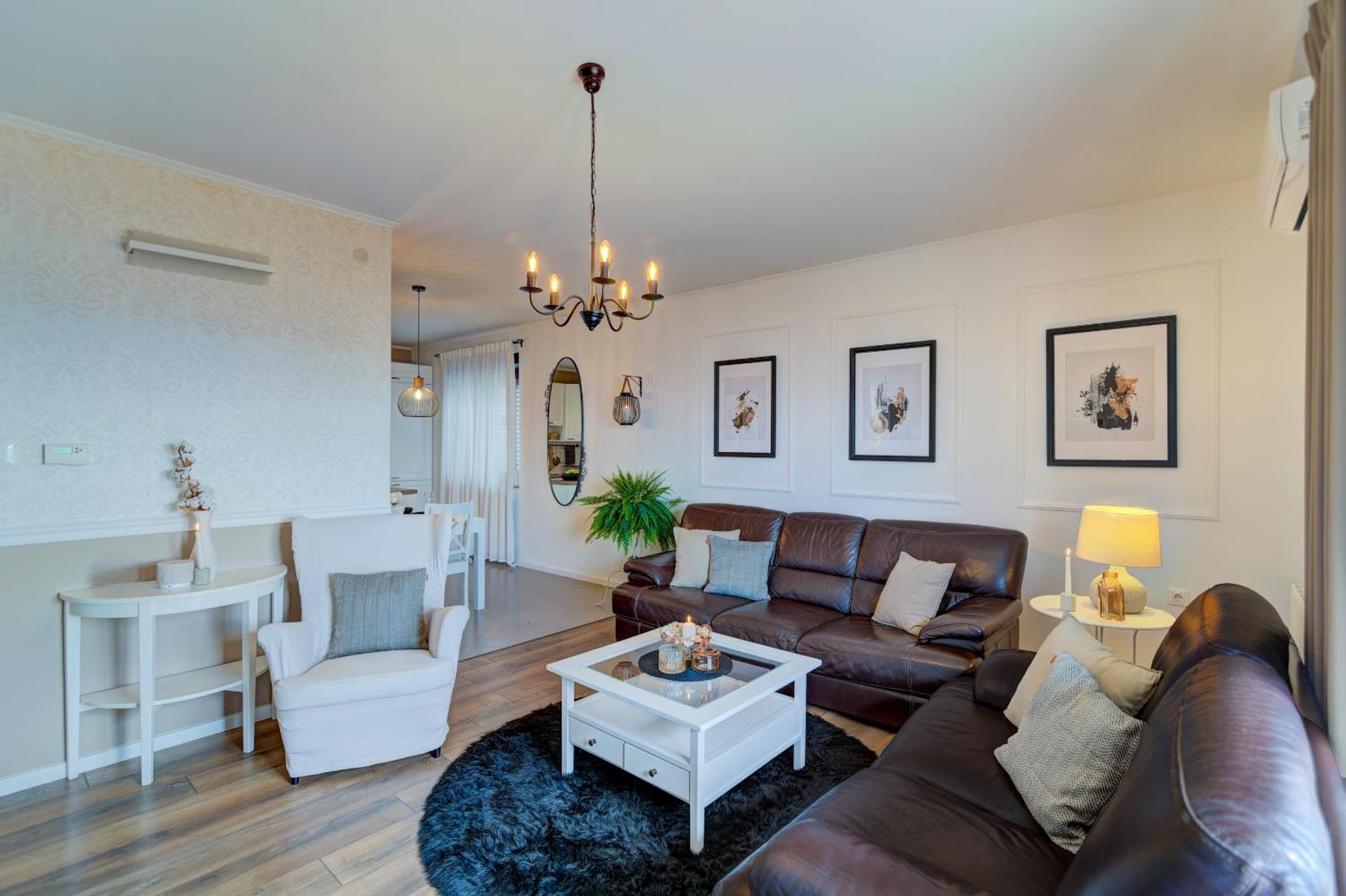 Apartment Franko เซนญ์ ภายนอก รูปภาพ